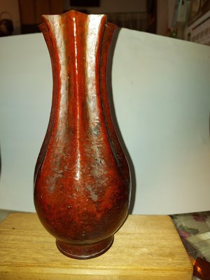 赤銅花瓶  明治  款：(中川)淨益造     約8.8×21.5公分