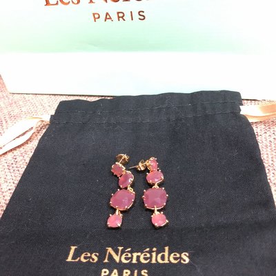 全新 Les Nereides 氣質葡萄紫星鑽耳針耳環