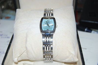 鐵達時TITUS超美麗 水鑽方型 女石英錶 大特價 超美